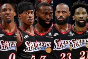 纽约电台主持人：詹姆斯没防守 关键球差 和76人根本不搭